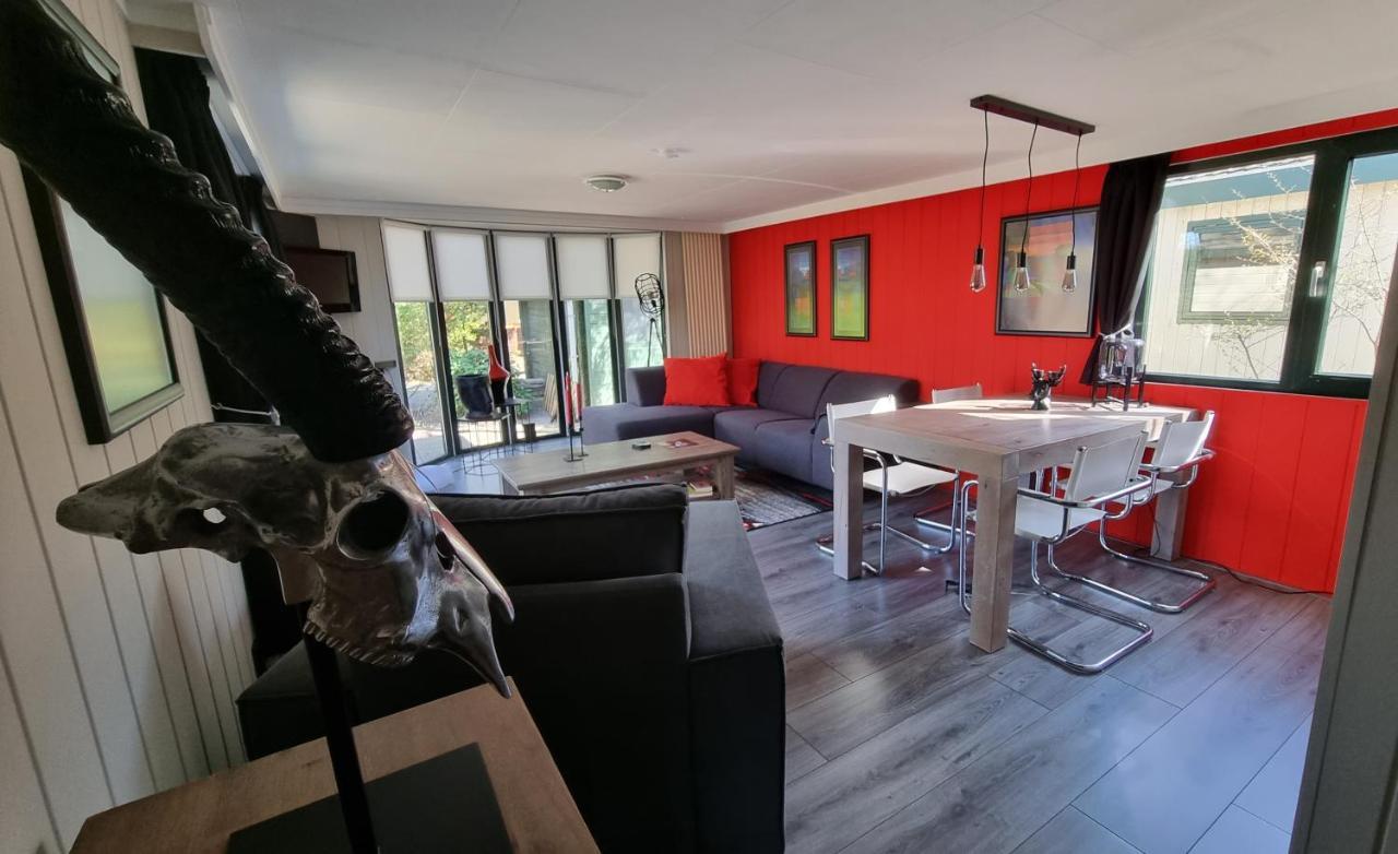 De Bonte Specht Hotel Hattemerbroek Bagian luar foto