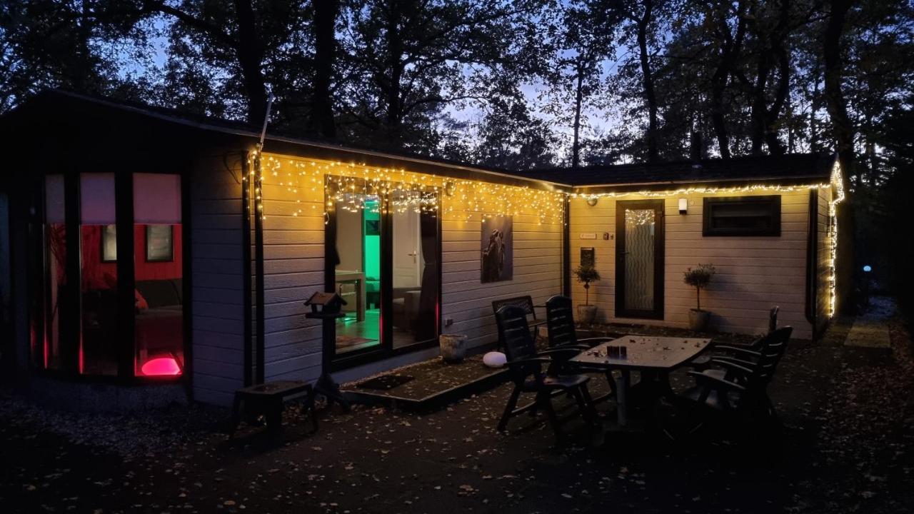 De Bonte Specht Hotel Hattemerbroek Bagian luar foto